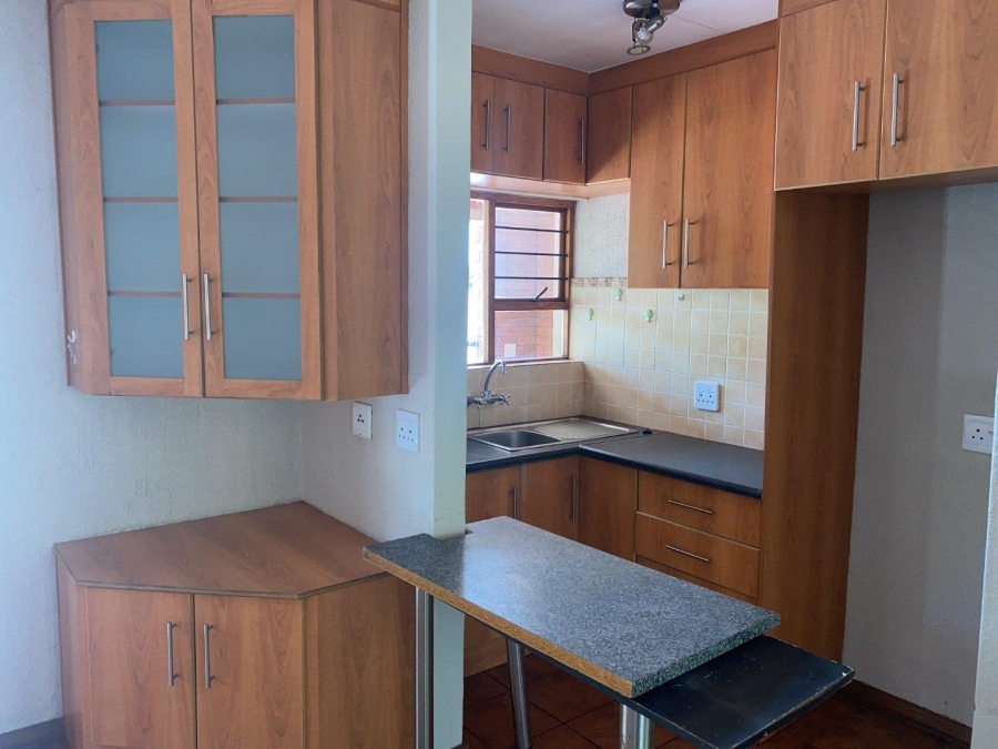 To Let 2 Bedroom Property for Rent in Die Bult North West